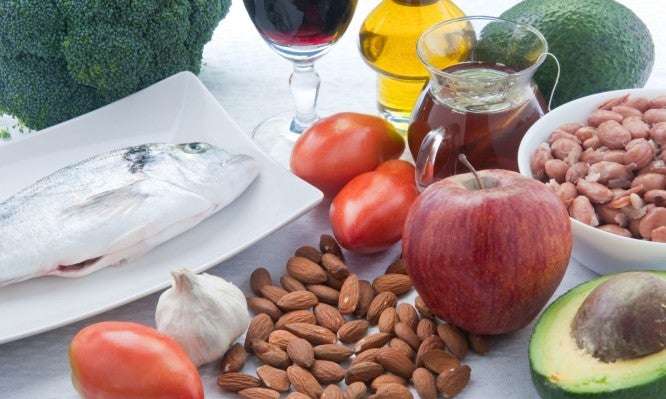 Οι 10 τροφές που «καθαρίζουν» τις αρτηρίες από την χοληστερόλη